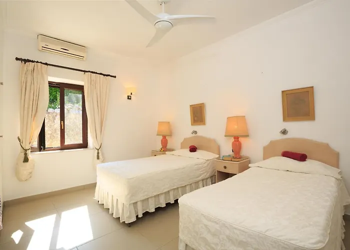 Quietude - Exceptional Corfu Escape With Private Sunset Pool Villa Agios Stefanos Avliotes (Corfu)